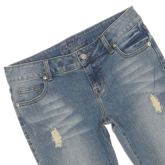 Delias Bailey Straight Crop Jeans Size 7/8 Juniors Distressed Measures 31 x 25 - Picture 2 of 9